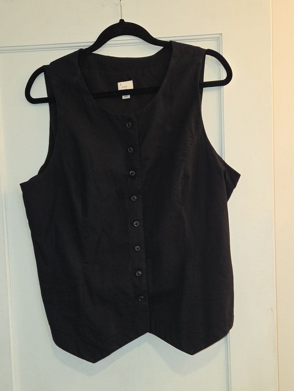 a new day Black Sleeveless Button-Front Women's Top Vest